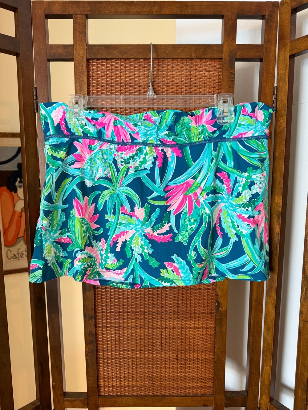 Lilly Pulitzer skirtted bottom in the "Macaw Blue Sweet Escape" print size 12